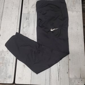 Nike black capri leggings medium